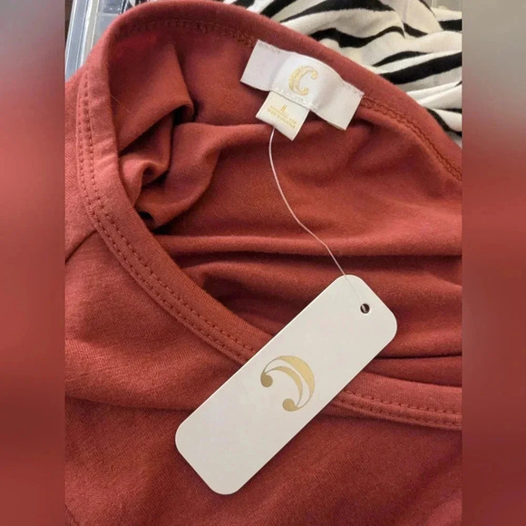 NWT Charming Charlie Flutter Sleeve Top Size L - Picture 7 of 8